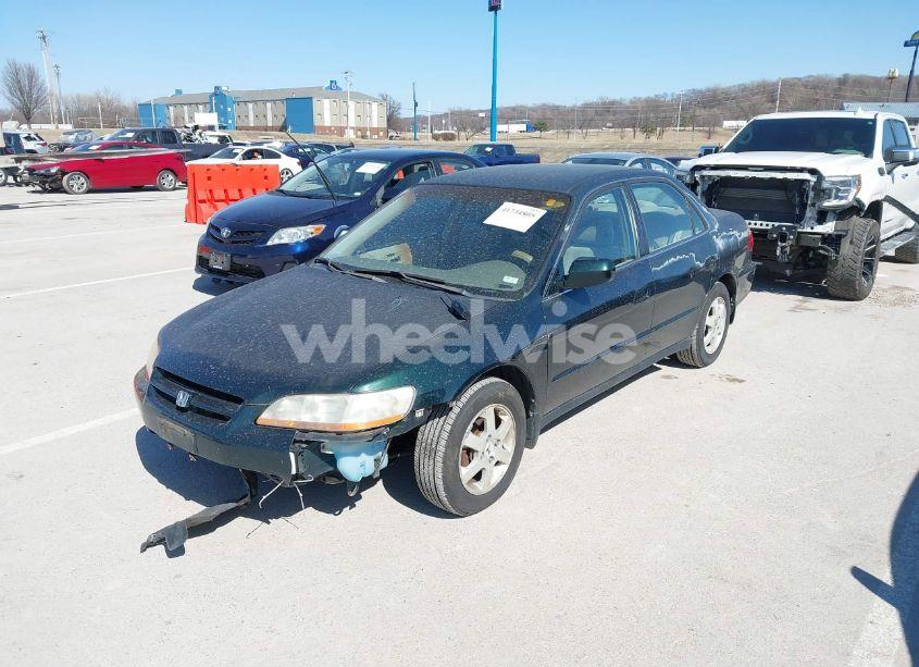 Photo 2 of 2000 Honda Accord 2.3 SE (VIN 1HGCG567XYA057694)