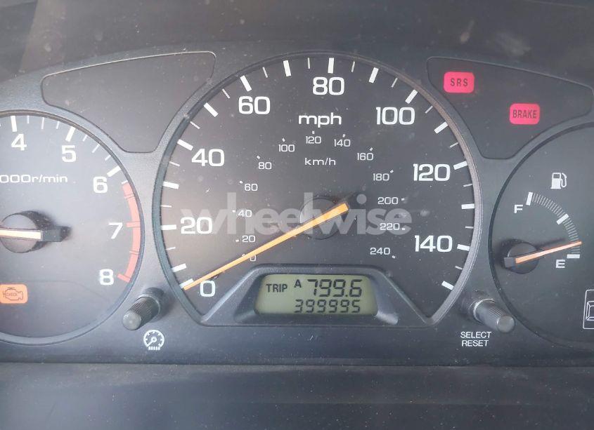 Photo 7 of 2001 Honda Accord 2.3 LX (VIN 1HGCG65561A104084)