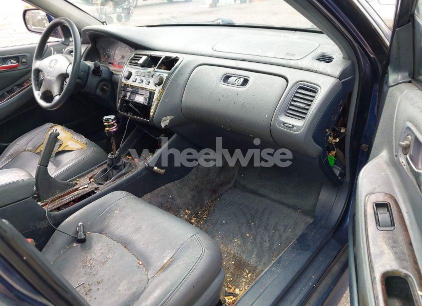 Photo 5 of 2002 Honda Accord 2.3 EX (VIN 1HGCG65842A118366)