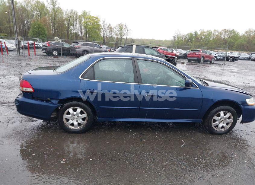 Photo 13 of 2001 Honda Accord SDN 2.3 EX/EX (VIN 1HGCG65861A115354)