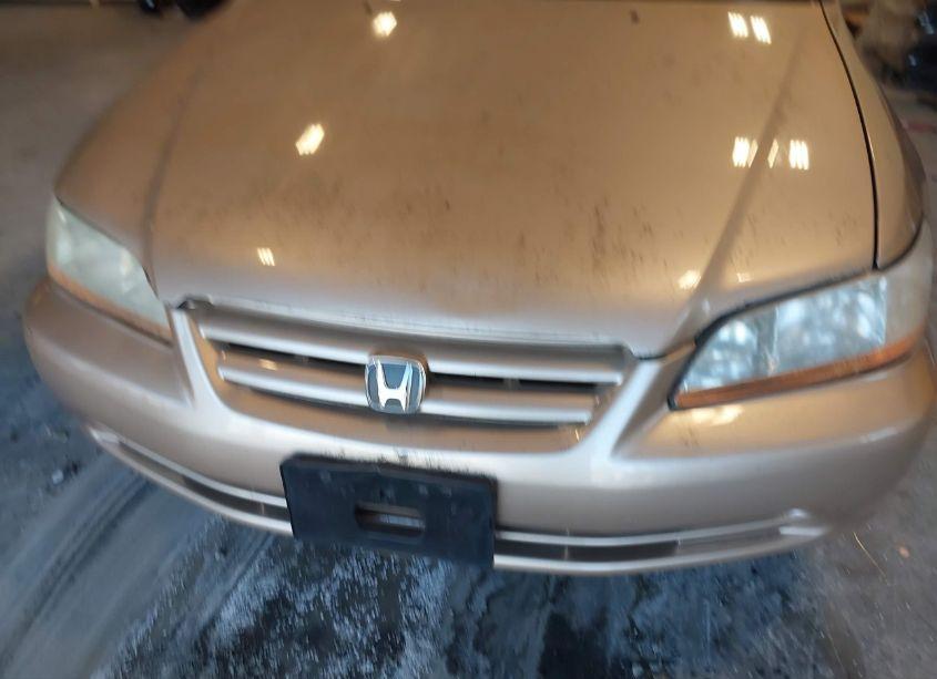 Photo 6 of 2001 Honda Accord 2.3 LX (VIN 1HGCG66501A022608)