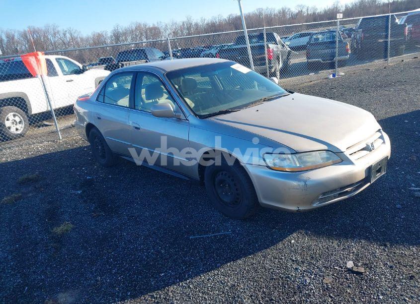 2001 Honda Accord 2.3 LX (VIN 1HGCG66501A044303) main photo