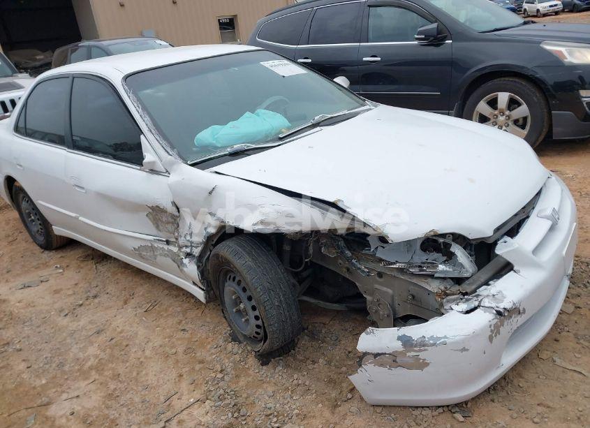 Photo 6 of 1999 Honda Accord LX (VIN 1HGCG6650XA123317)