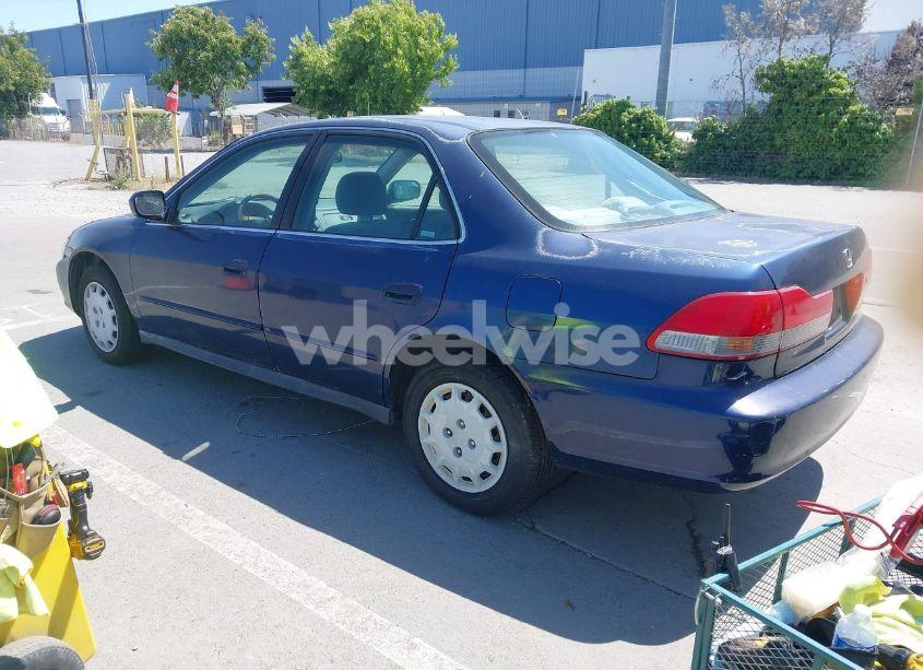 Photo 3 of 2001 Honda Accord 2.3 LX (VIN 1HGCG66511A054645)