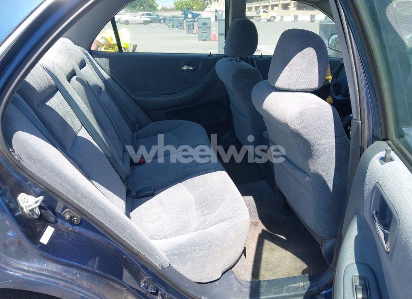 Photo 8 of 2001 Honda Accord 2.3 LX (VIN 1HGCG66511A054645)