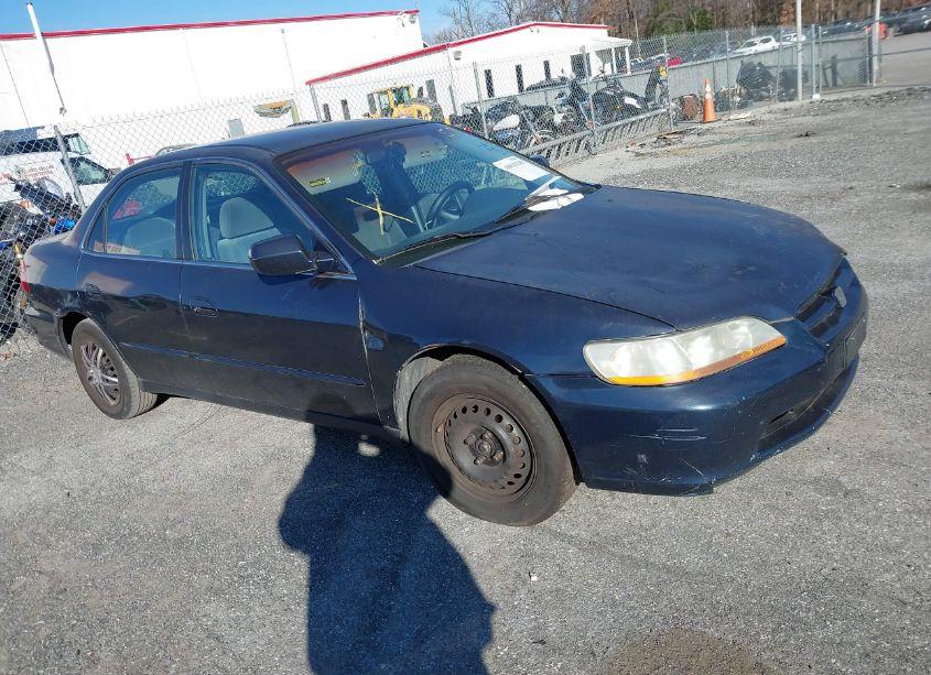 2000 Honda Accord 2.3 LX (VIN 1HGCG6651YA088031) main photo