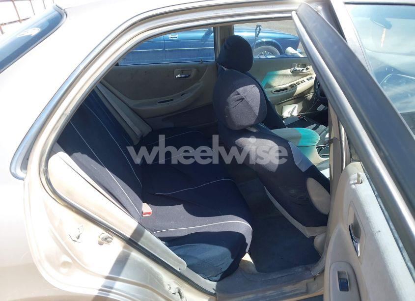 Photo 8 of 2000 Honda Accord 2.3 LX (VIN 1HGCG6651YA134912)