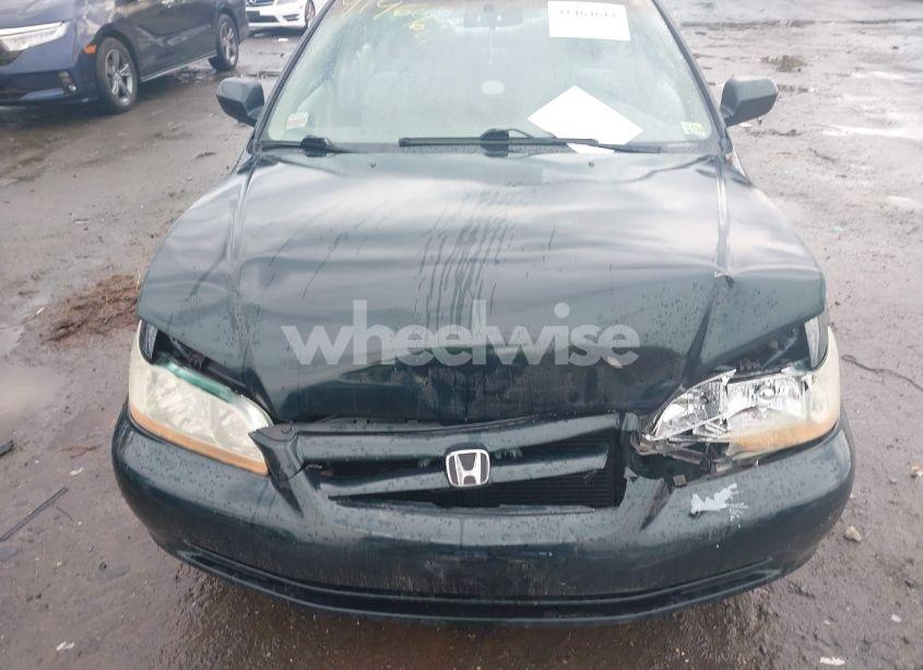 Photo 12 of 2001 Honda Accord 2.3 LX (VIN 1HGCG66521A008001)