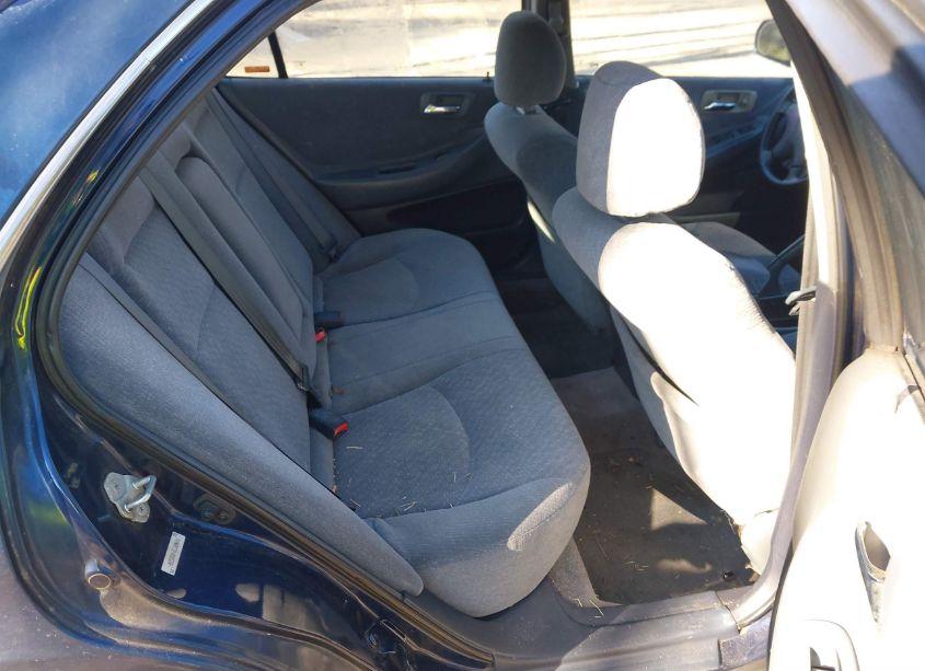 Photo 8 of 2001 Honda Accord 2.3 LX (VIN 1HGCG66541A006492)