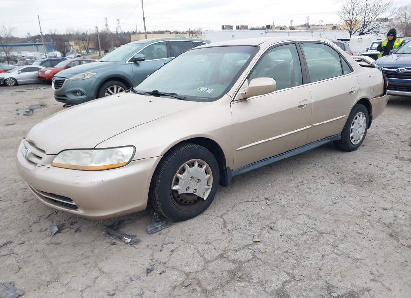 Photo 2 of 2001 Honda Accord 2.3 LX (VIN 1HGCG66541A131749)