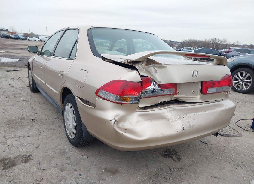 Photo 6 of 2001 Honda Accord 2.3 LX (VIN 1HGCG66541A131749)