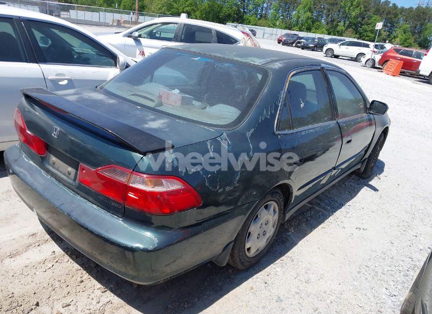 Photo 4 of 1999 Honda Accord LX (VIN 1HGCG6655XA121160)