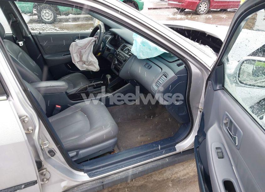 Photo 5 of 1999 Honda Accord LX (VIN 1HGCG6655XA154689)