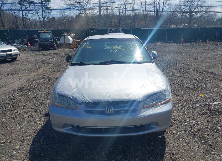 Photo 6 of 2000 Honda Accord 2.3 LX (VIN 1HGCG6655YA016636)