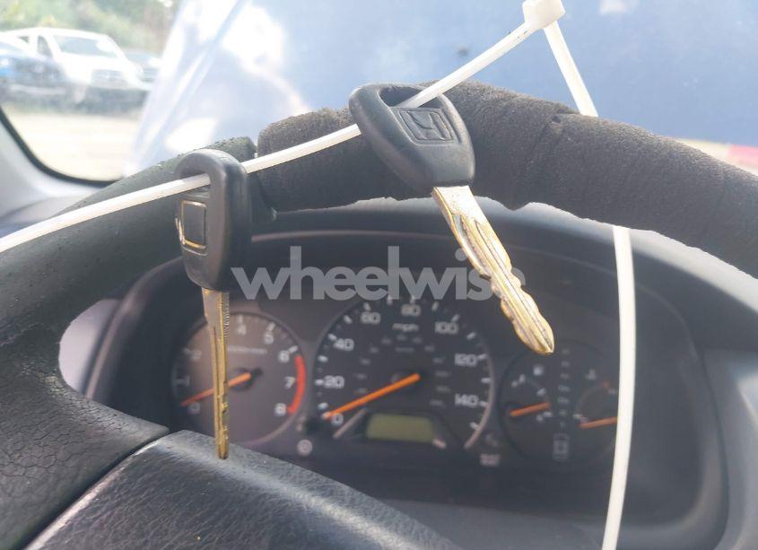 Photo 11 of 2001 Honda Accord 2.3 LX (VIN 1HGCG66561A043320)