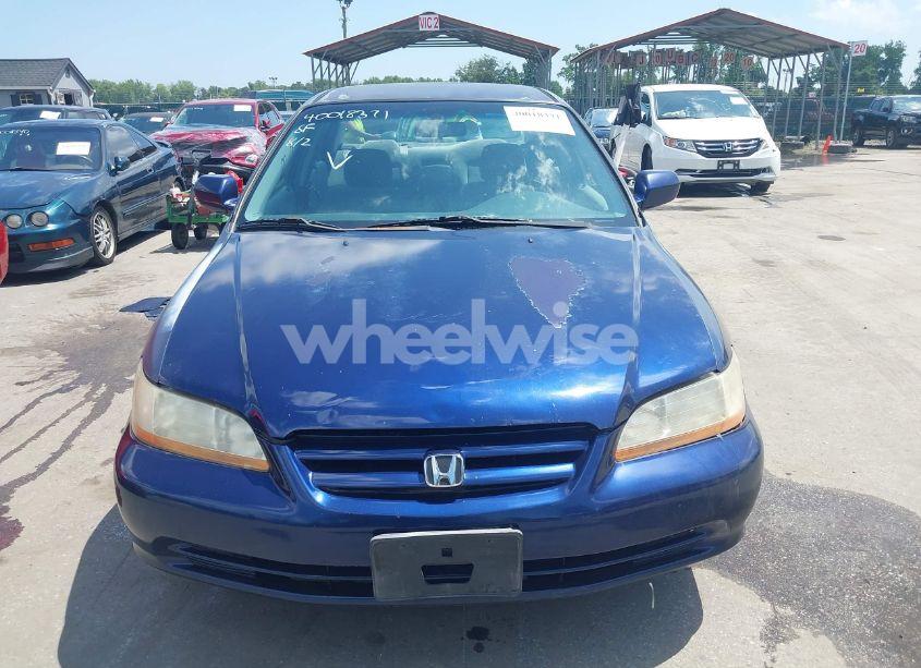 Photo 12 of 2001 Honda Accord 2.3 LX (VIN 1HGCG66561A043320)