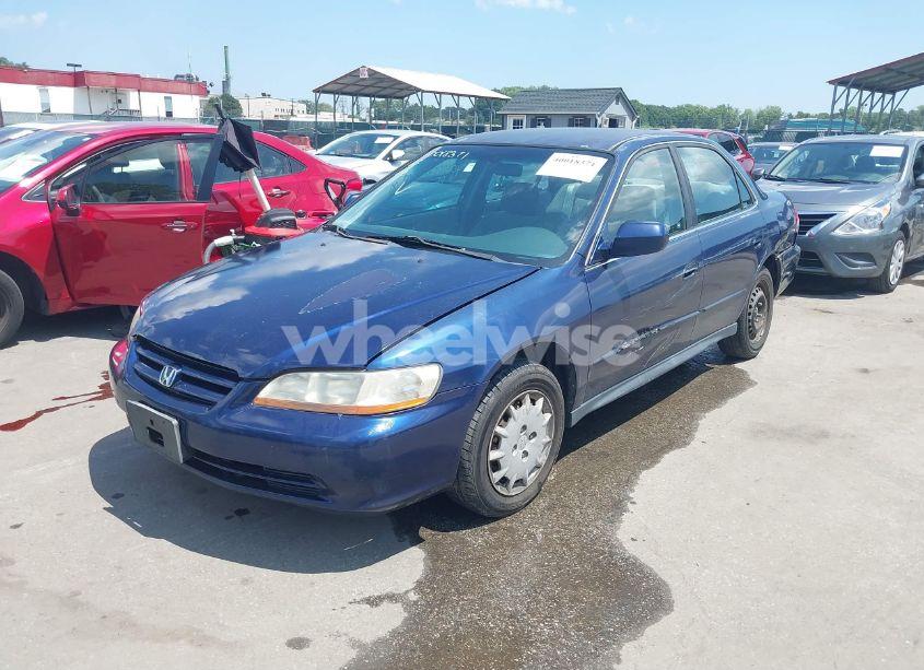 Photo 2 of 2001 Honda Accord 2.3 LX (VIN 1HGCG66561A043320)