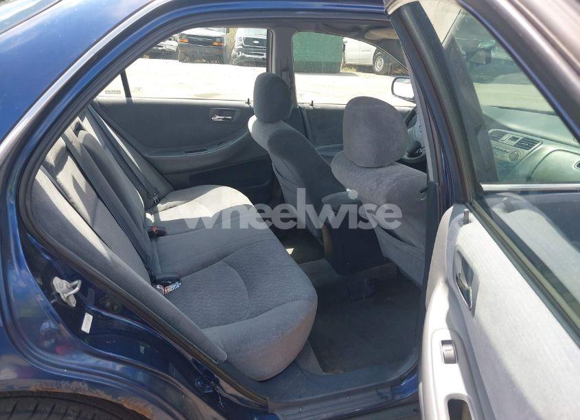 Photo 8 of 2001 Honda Accord 2.3 LX (VIN 1HGCG66561A043320)