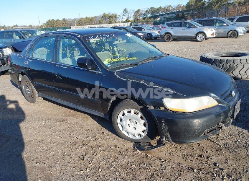 2001 Honda Accord 2.3 LX (VIN 1HGCG66561A083283) main photo