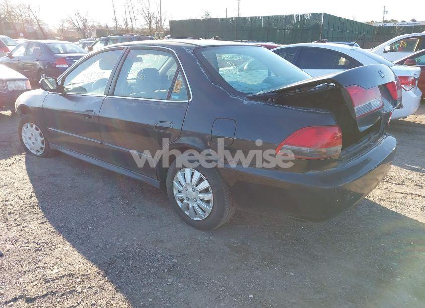 Photo 3 of 2001 Honda Accord 2.3 LX (VIN 1HGCG66561A083283)