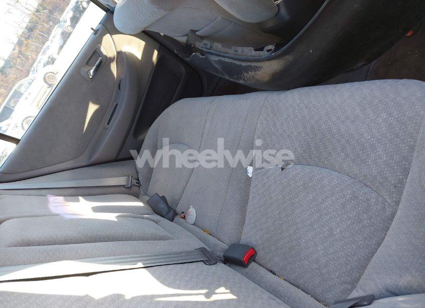 Photo 8 of 2001 Honda Accord 2.3 LX (VIN 1HGCG66561A083283)
