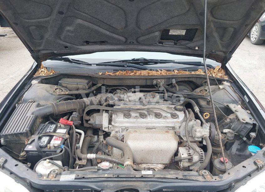 Photo 10 of 2002 Honda Accord 2.3 LX (VIN 1HGCG66572A170918)