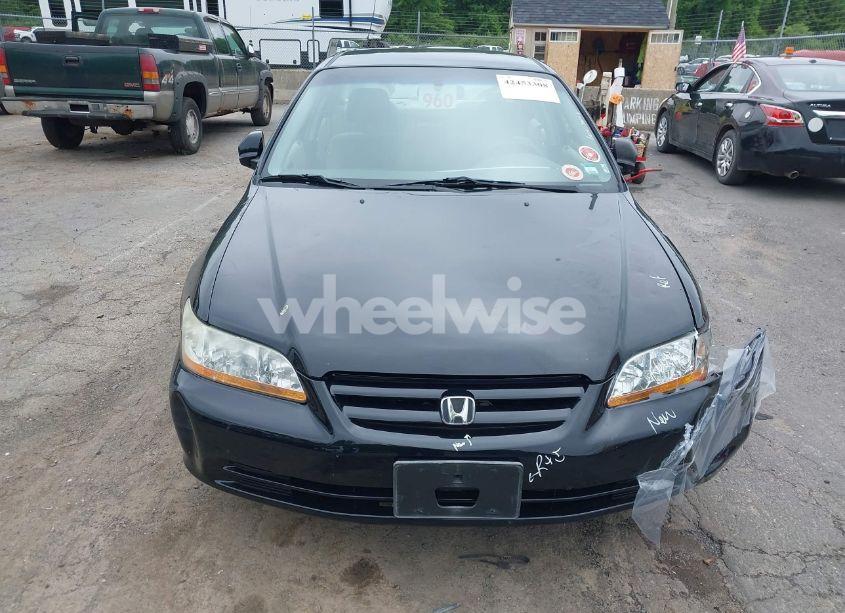 Photo 6 of 2002 Honda Accord 2.3 LX (VIN 1HGCG66572A170918)