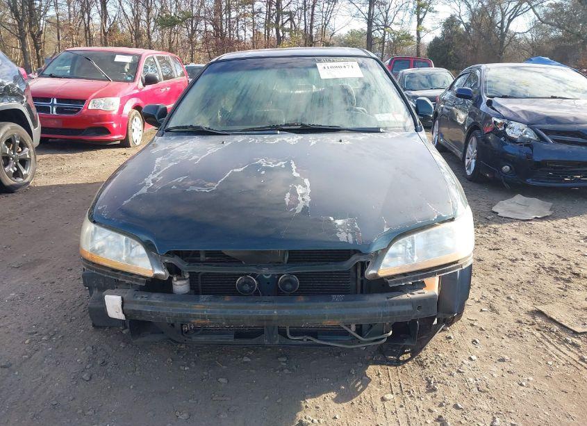 Photo 13 of 1999 Honda Accord LX (VIN 1HGCG6657XA043285)