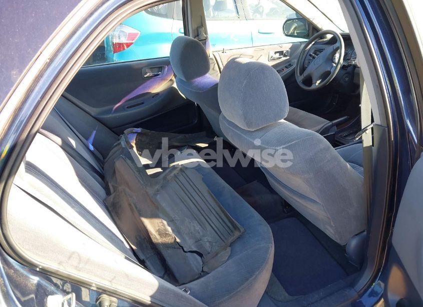 Photo 8 of 2000 Honda Accord 2.3 LX (VIN 1HGCG6657YA026827)