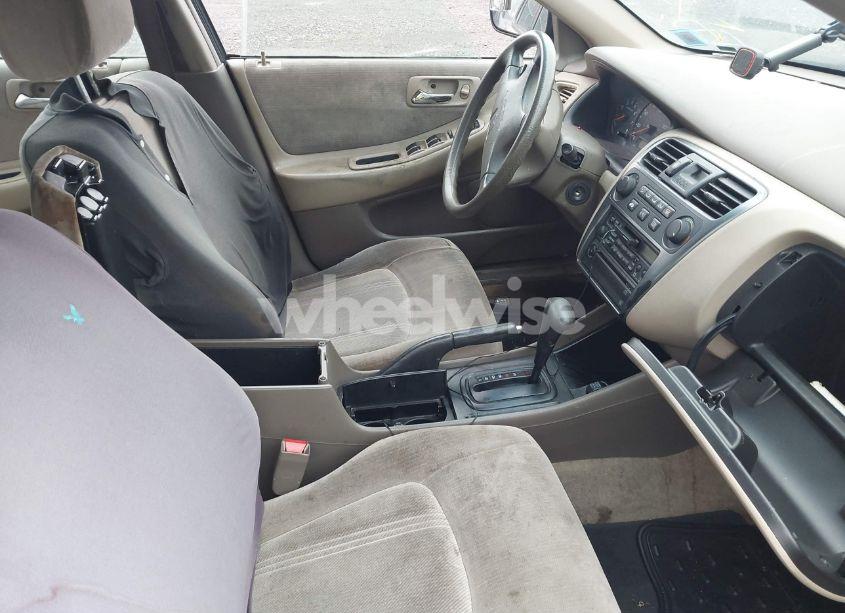 Photo 5 of 1999 Honda Accord LX (VIN 1HGCG6658XA044283)