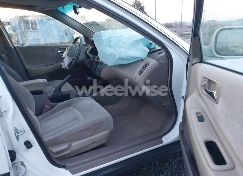 Photo 5 of 2000 Honda Accord 2.3 LX (VIN 1HGCG6658YA007722)