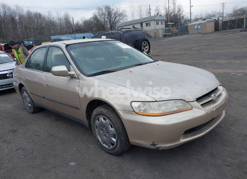2000 Honda Accord 2.3 LX (VIN 1HGCG6658YA066639) main photo