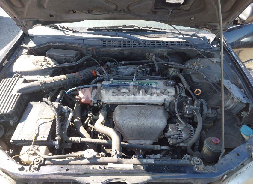 Photo 10 of 2000 Honda Accord 2.3 LX (VIN 1HGCG6658YA157507)