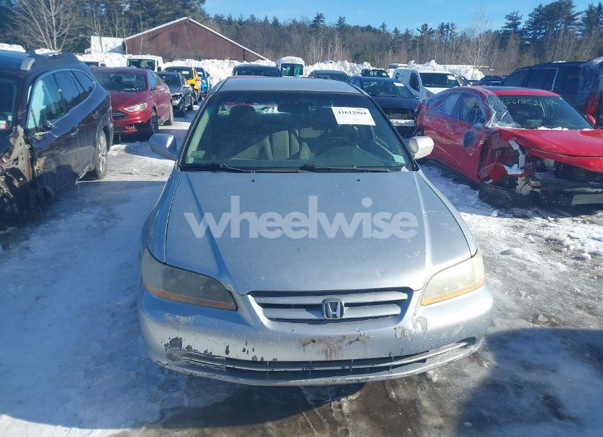 Photo 12 of 2001 Honda Accord 2.3 LX (VIN 1HGCG66591A147400)