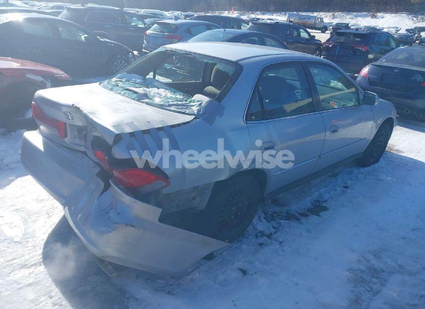 Photo 4 of 2001 Honda Accord 2.3 LX (VIN 1HGCG66591A147400)