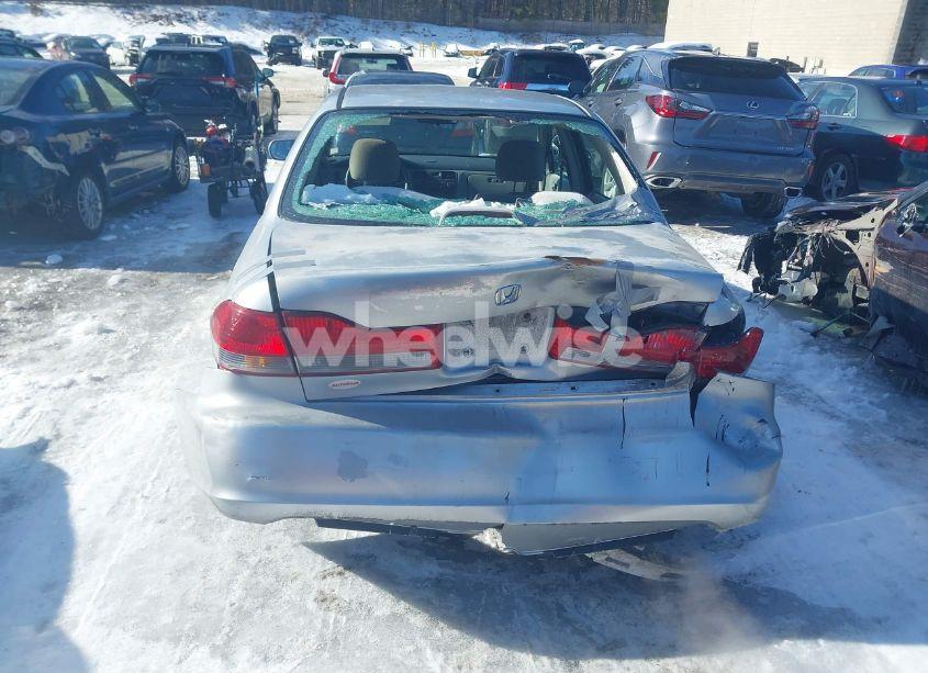 Photo 6 of 2001 Honda Accord 2.3 LX (VIN 1HGCG66591A147400)