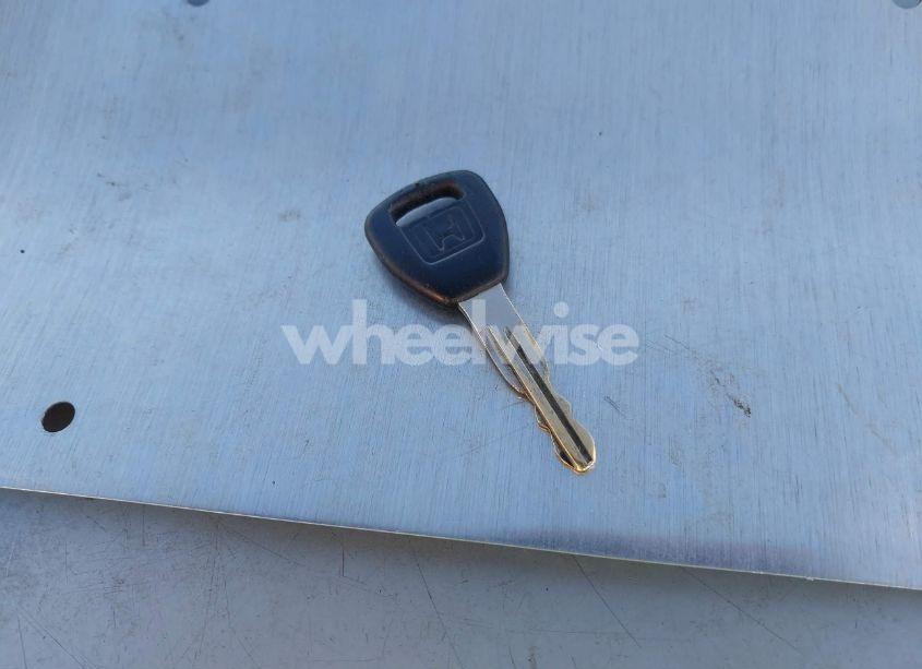 Photo 11 of 2000 Honda Accord 2.3 LX (VIN 1HGCG6659YA088035)