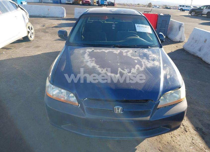 Photo 6 of 2000 Honda Accord 2.3 LX (VIN 1HGCG6659YA088035)
