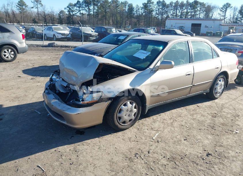 Photo 2 of 2000 Honda Accord 2.3 LX (VIN 1HGCG6659YA110809)