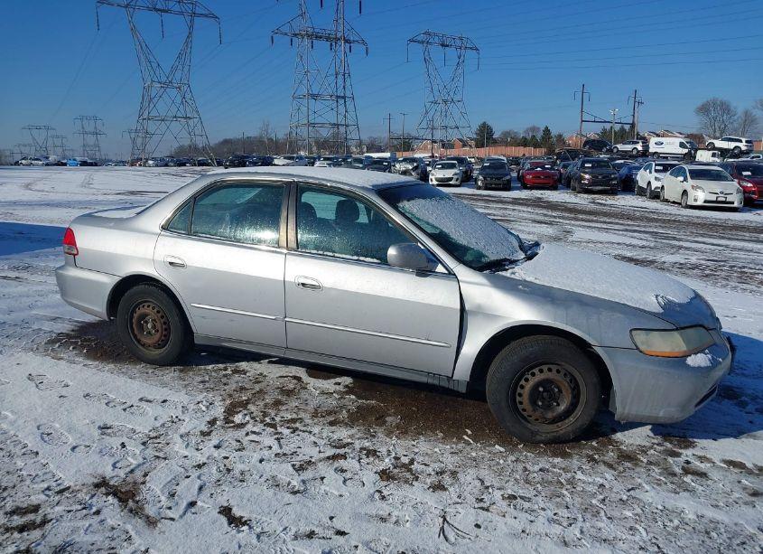 2002 Honda Accord 2.3 LX (VIN 1HGCG665X2A155958) main photo