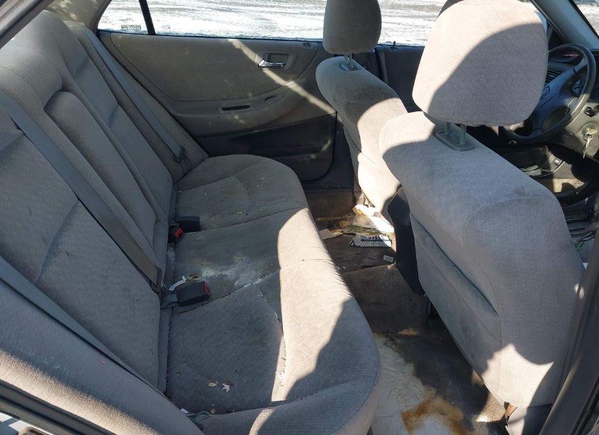 Photo 8 of 2002 Honda Accord 2.3 LX (VIN 1HGCG665X2A155958)