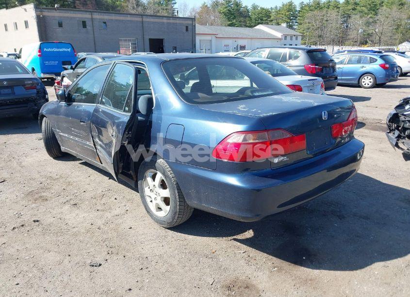 Photo 3 of 2000 Honda Accord 2.3 LX (VIN 1HGCG665XYA114576)