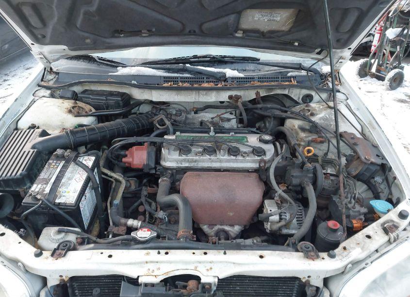 Photo 10 of 2000 Honda Accord 2.3 EX (VIN 1HGCG6670YA109422)