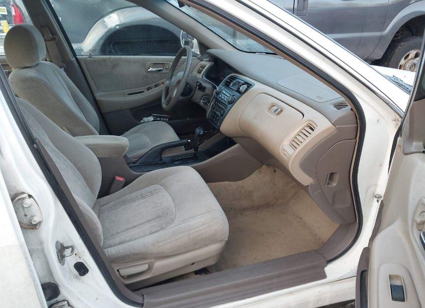 Photo 5 of 2000 Honda Accord 2.3 EX (VIN 1HGCG6670YA109422)