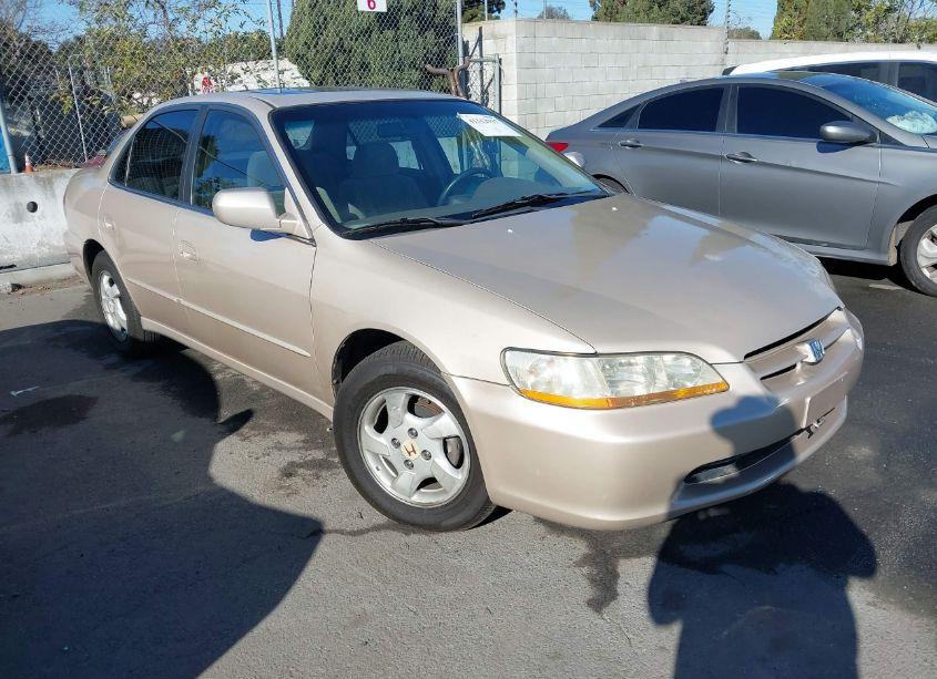 2000 Honda Accord 2.3 EX (VIN 1HGCG6670YA152707) main photo