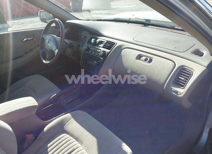 Photo 5 of 1998 Honda Accord EX (VIN 1HGCG6671WA217738)