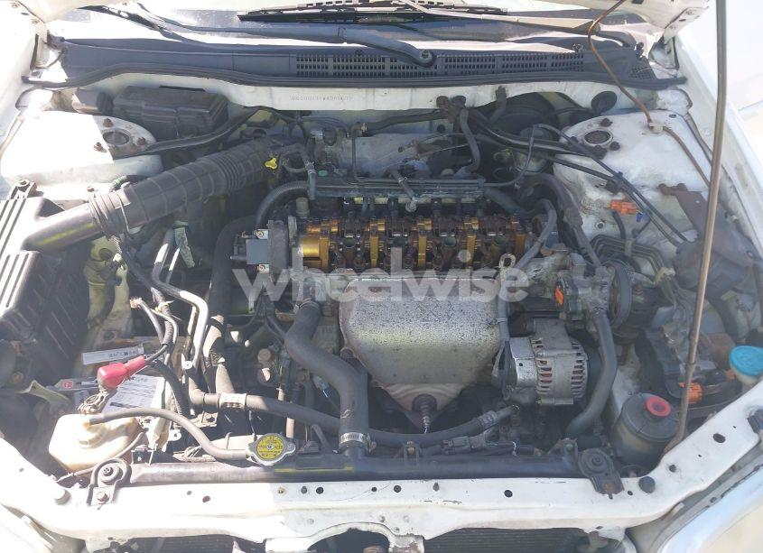Photo 10 of 1998 Honda Accord EX (VIN 1HGCG6671WA260072)