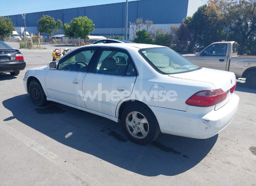 Photo 3 of 1998 Honda Accord EX (VIN 1HGCG6671WA260072)