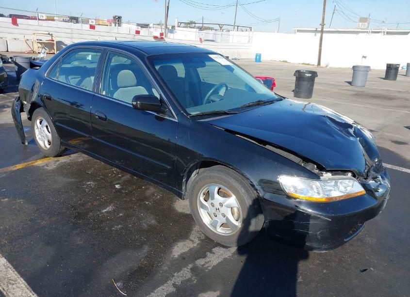 1998 Honda Accord EX (VIN 1HGCG6672WA061113) main photo