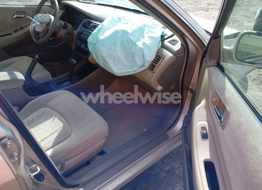 Photo 5 of 2000 Honda Accord 2.3 EX (VIN 1HGCG6672YA069215)